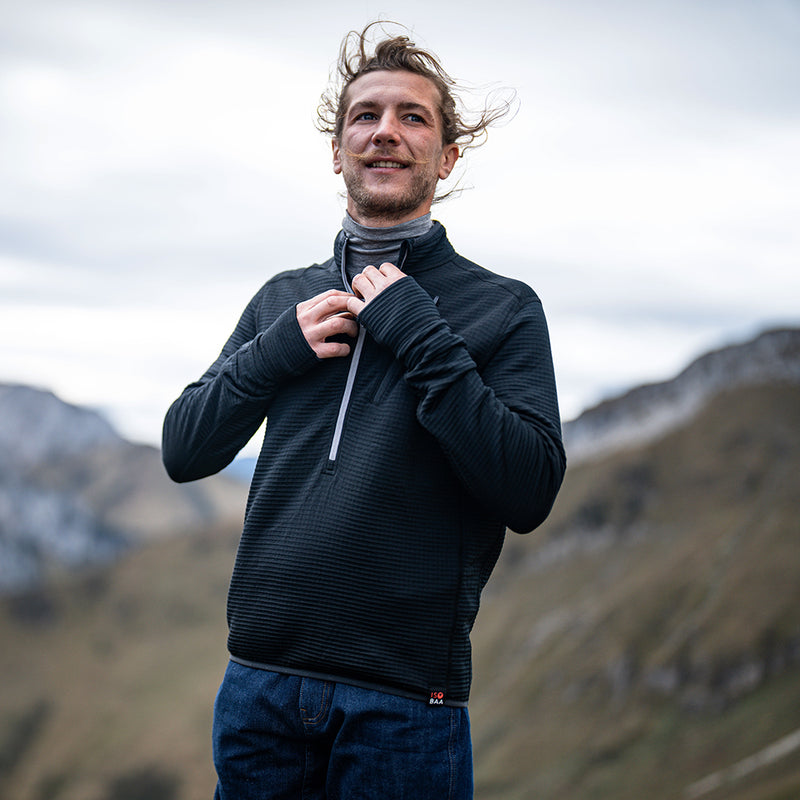 Isobaa | Mens 260 Merino Blend Grid Fleece (Black) | Stay warm and comfortable during your cold-weather activities with the 260 Merino Blend Grid Fleece Half Zip | Model: Baudoin