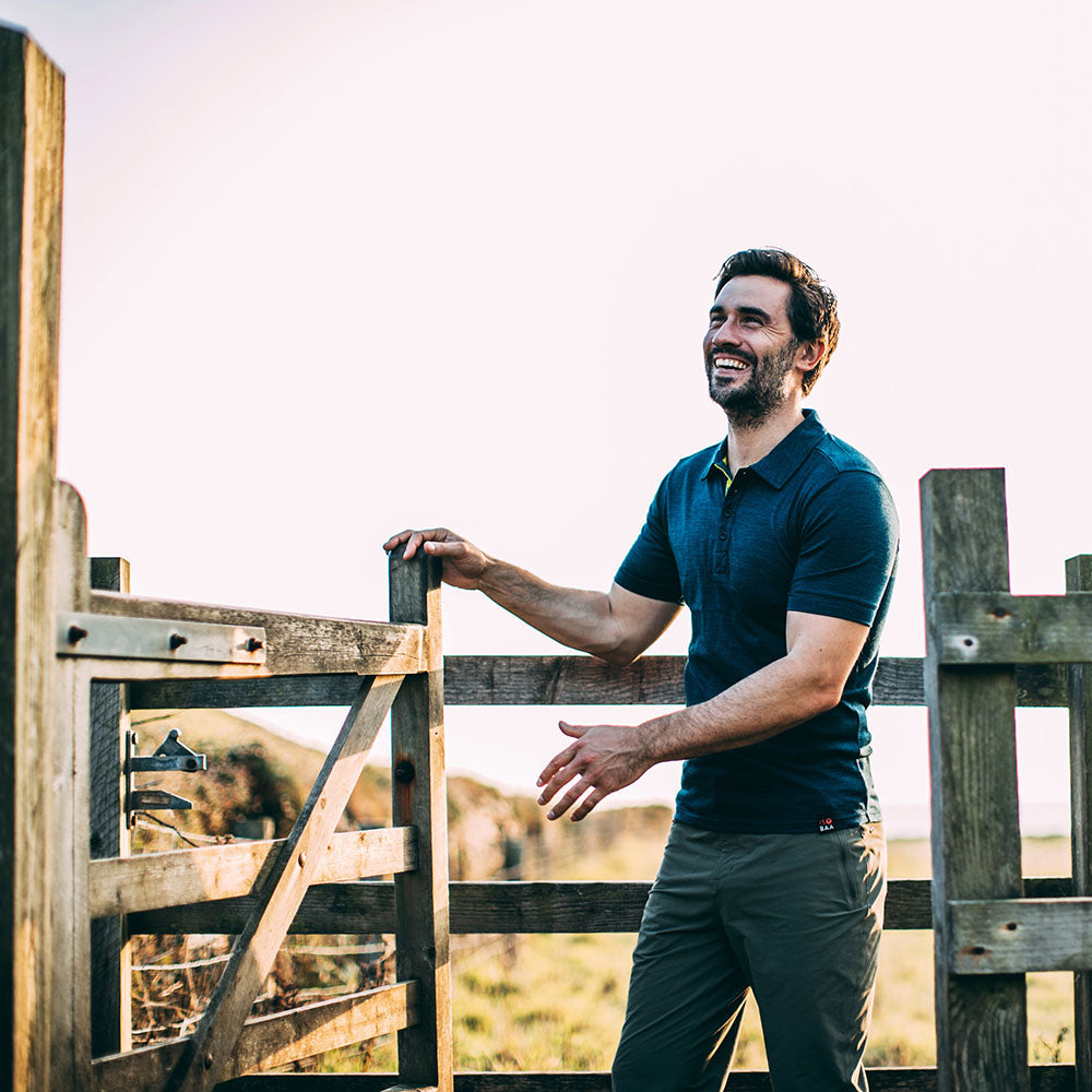 Isobaa | Mens Merino 180 Short Sleeve Polo Shirt (Black) | The ultimate Merino wool polo — perfect for weekend hikes, bike commutes, post-adventure coffee stops, office days, and everything in-between.