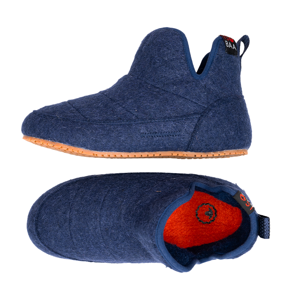 Isobaa | Merino Blend Slipper Boots (Navy) | Relax in comfort in an optimal blend of merino & polyester, offering both cosy warmth and lasting durability.