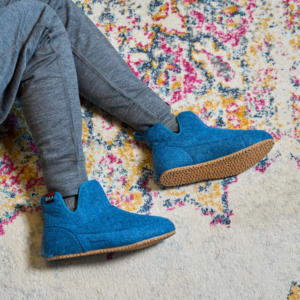 Isobaa | Merino Blend Slipper Boots (Petrol) | Relax in comfort in an optimal blend of merino & polyester, offering both cosy warmth and lasting durability.