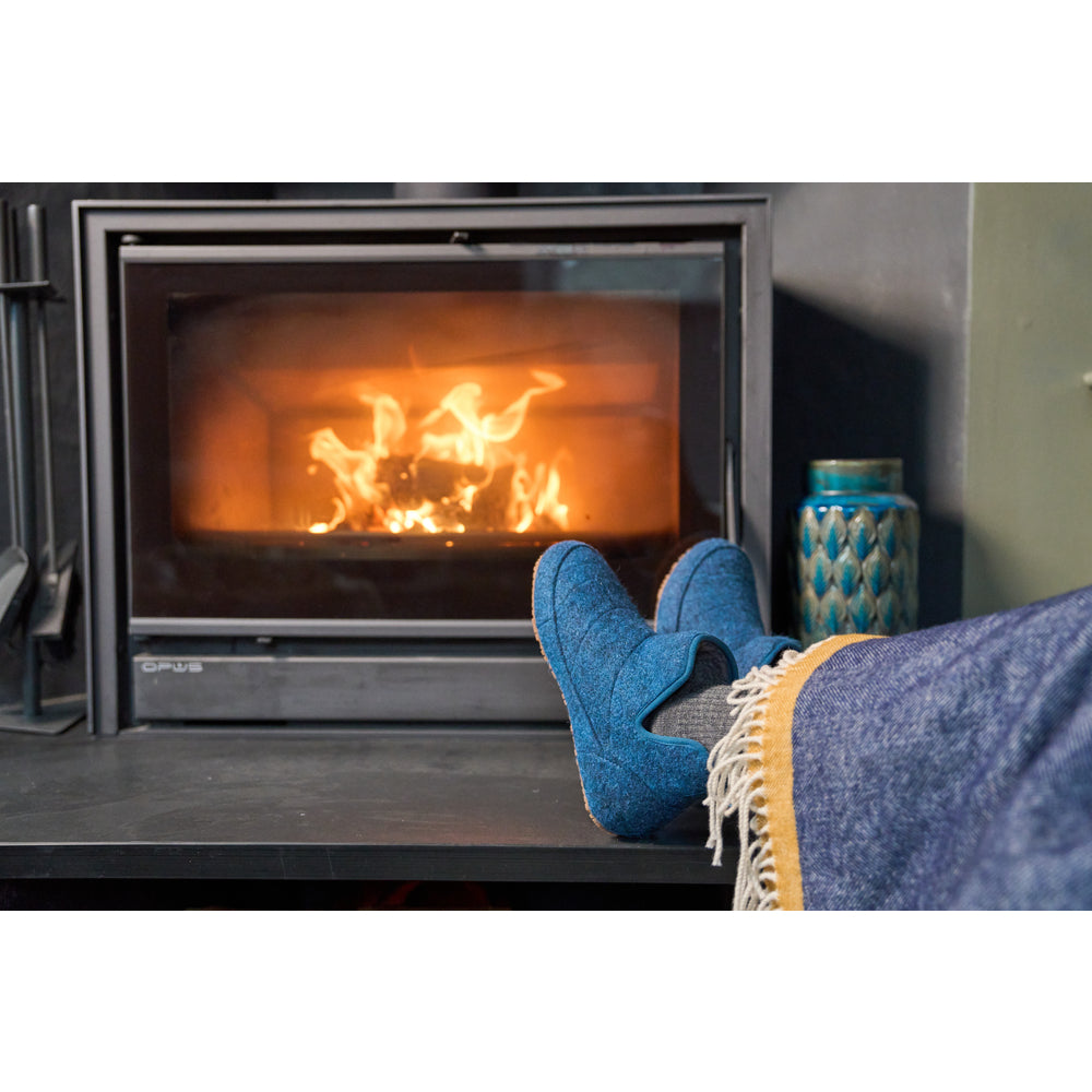 Isobaa | Merino Blend Slipper Boots (Petrol) | Relax in comfort in an optimal blend of merino & polyester, offering both cosy warmth and lasting durability.