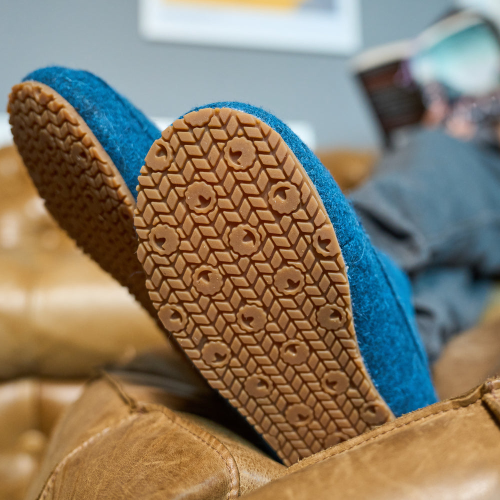 Isobaa | Merino Blend Slipper Boots (Petrol) | Relax in comfort in an optimal blend of merino & polyester, offering both cosy warmth and lasting durability.