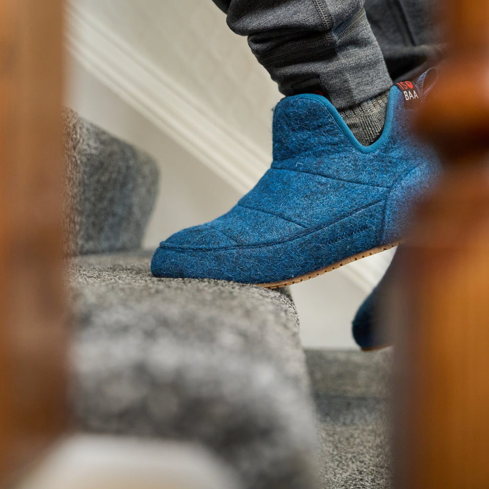 Isobaa | Merino Blend Slipper Boots (Petrol) | Relax in comfort in an optimal blend of merino & polyester, offering both cosy warmth and lasting durability.