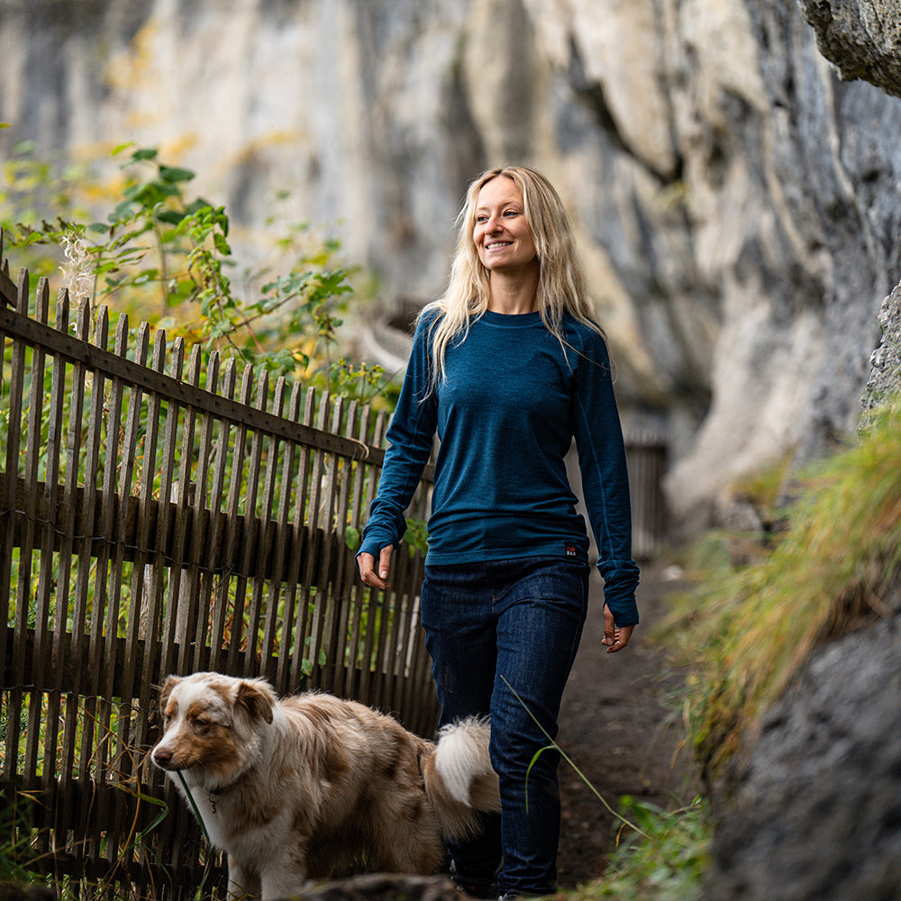 Isobaa | Womens 160 Merino Active Long Sleeve Crew (Petrol) | Elevate your active wardrobe with our Women's 160 Merino Active Long Sleeve Crew, expertly crafted from 160g 18.5 micron superfine merino wool