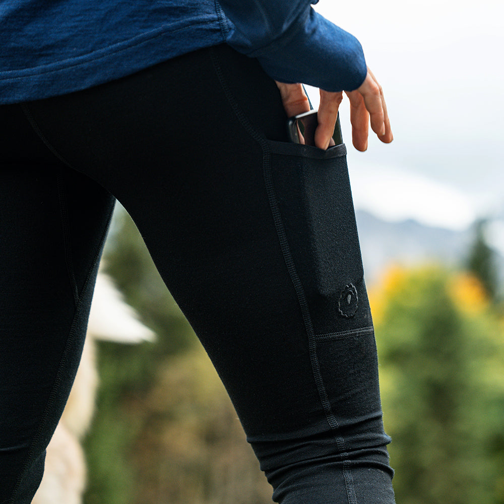 Isobaa | Womens 260 Merino Active Tights (Black) | Gear up for cold weather with the Women's 260 Merino Active Tights, designed to keep you warm, dry, and comfortable during your most demanding activities