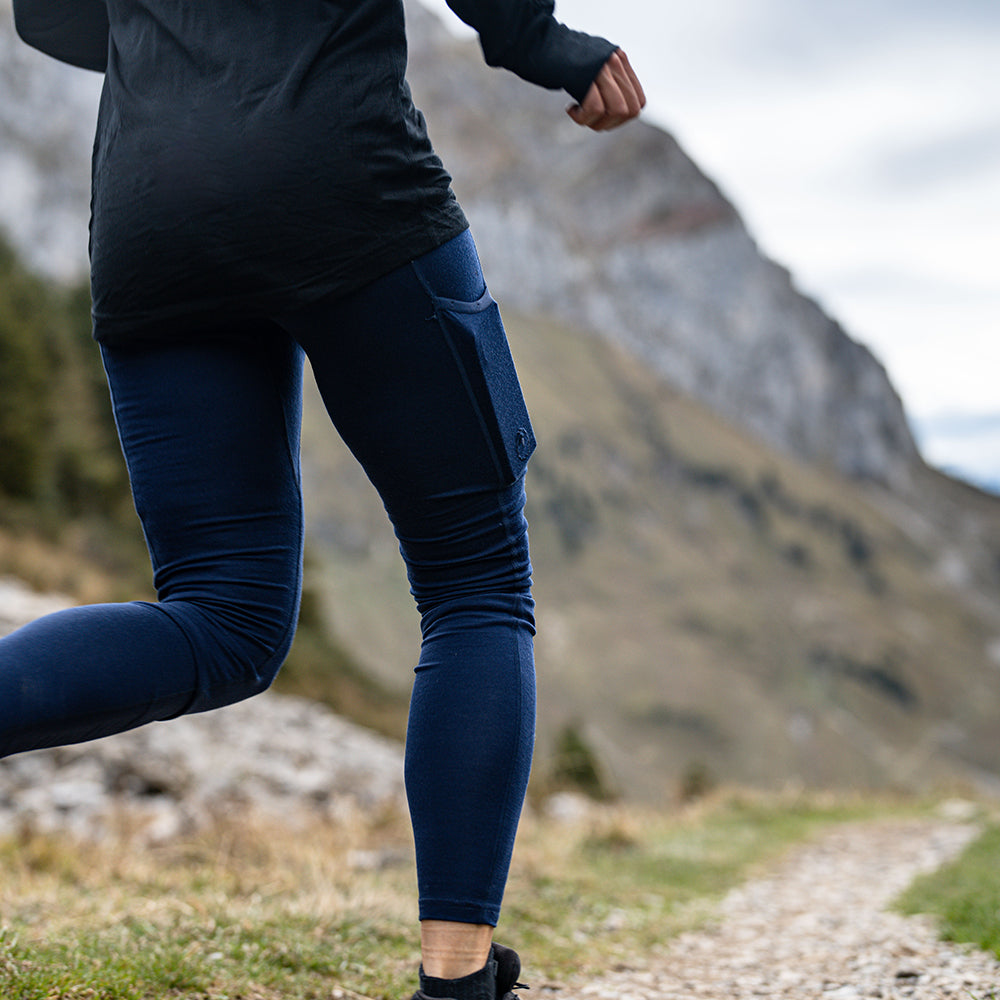 Isobaa | Womens 260 Merino Active Tights (Navy) | Gear up for cold weather with the Women's 260 Merino Active Tights, designed to keep you warm, dry, and comfortable during your most demanding activities