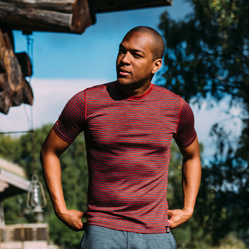 Isobaa | Mens Merino 150 Short Sleeve Crew (Stripe Red/Smoke) | Gear up for performance and comfort with Isobaa's technical Merino short-sleeved top.