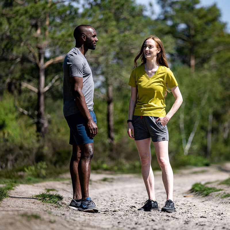 Isobaa | Mens Merino 150 V-Neck Tee (Charcoal) | Embark on new adventures with Isobaa's superfine Merino V-neck Tee.