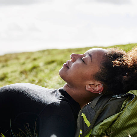 Isobaa | Womens Merino 180 Long Sleeve Crew (Black) | Get outdoors with the ultimate Merino wool long-sleeve top.