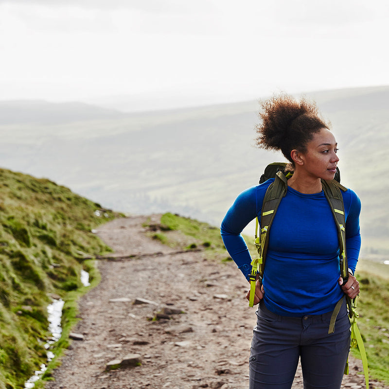 Isobaa | Womens Merino 180 Long Sleeve Crew (Blue) | Get outdoors with the ultimate Merino wool long-sleeve top.